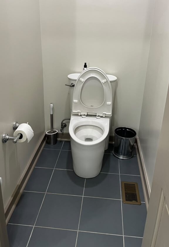 Espacio ordenado y reluciente
